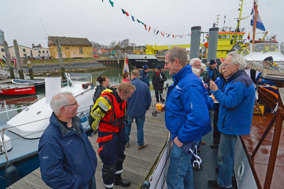 Feestelijke intocht honderd-jarige reddingboot ‘Brandaris’
